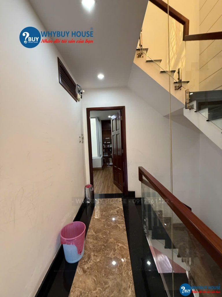 Cho thuê nhà thật đẹp có nhà xe ô tô ở Khu dân cư An Sương, giá 15tr, 5x15m2, 3.5 lầu.