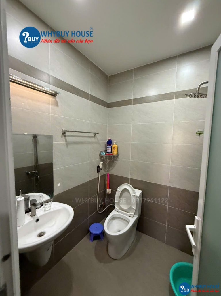 Cho thuê nhà thật đẹp có nhà xe ô tô ở Khu dân cư An Sương, giá 15tr, 5x15m2, 3.5 lầu.