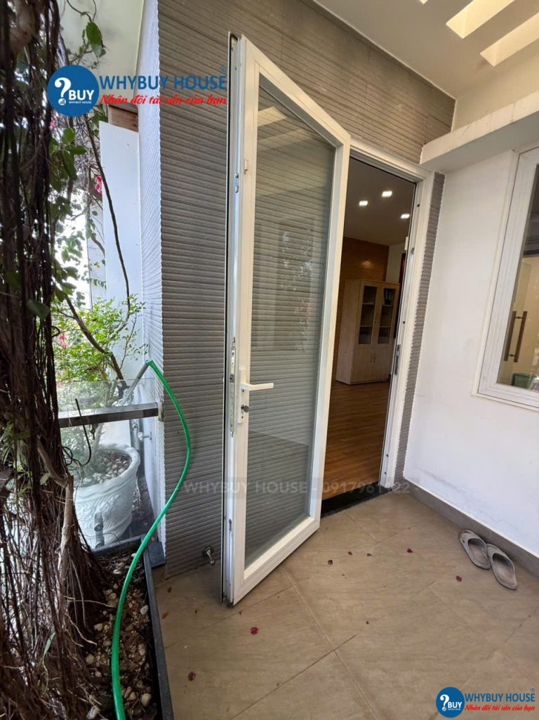 Cho thuê nhà thật đẹp có nhà xe ô tô ở Khu dân cư An Sương, giá 15tr, 5x15m2, 3.5 lầu.