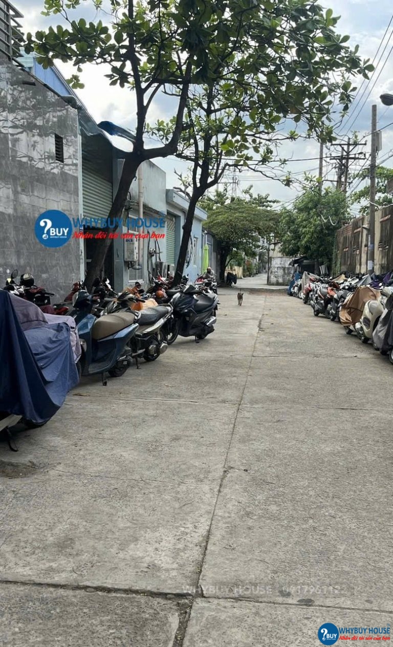 Bán nhà xưởng Phường Đông Hưng Thuận, gần Kênh Tham Lương Quận 12. Nhà sổ hồng, 3 lầu, 500m2 đất, 600m2 sàn, giá 39 tỷ đồng.